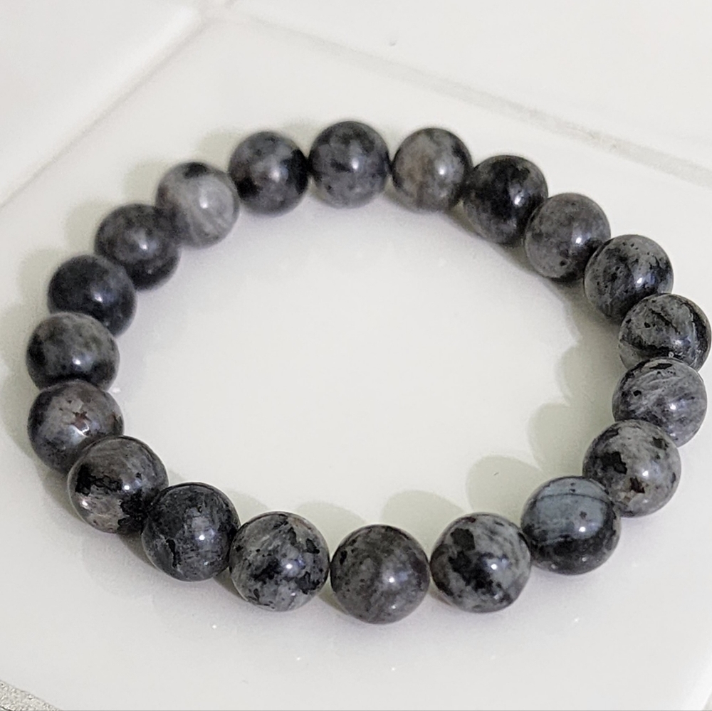 10mm Labradorite View 2